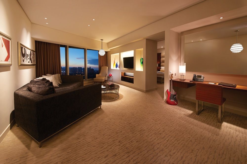 City Of Dreams - The Countdown Hotel Макао Екстериор снимка